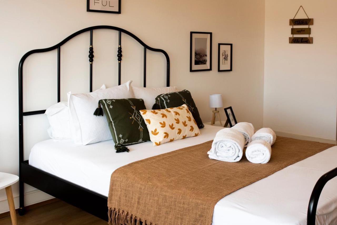 Oporto Trindade Residence ภายนอก รูปภาพ